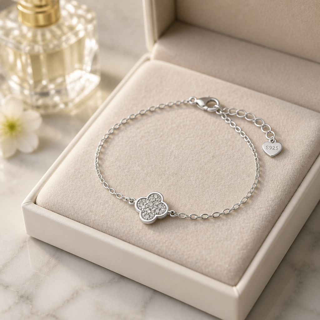 Clover Thin Bracelet